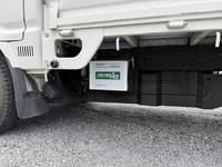 日産バネット平ボディ小型（2t・3t）[写真12]