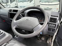 日産バネット平ボディ小型（2t・3t）[写真27]