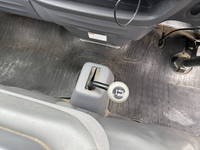 日産バネット平ボディ小型（2t・3t）[写真31]