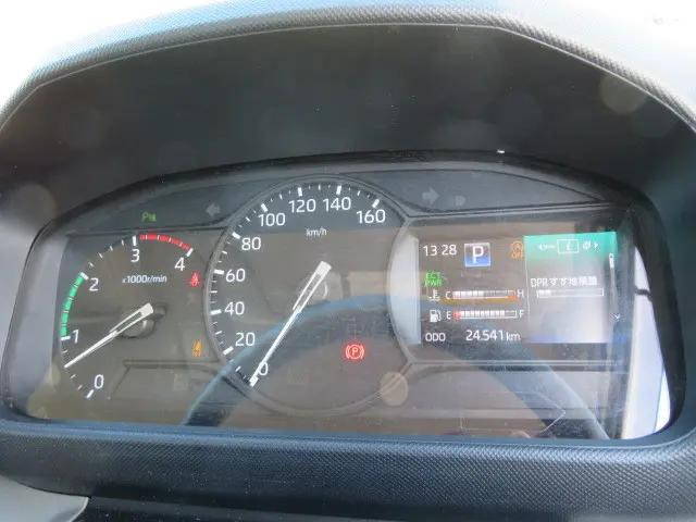 トヨタダイナ平ボディ小型（2t・3t）[写真12]