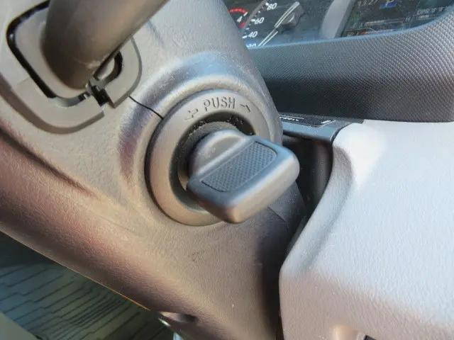 トヨタダイナ平ボディ小型（2t・3t）[写真20]