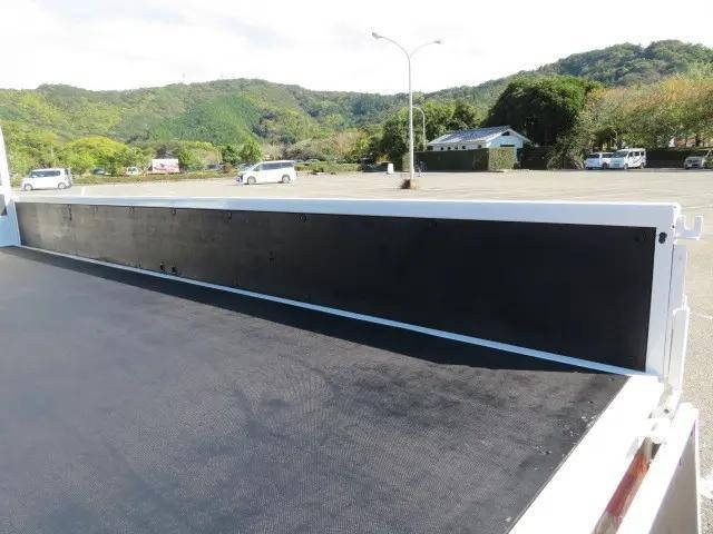 トヨタダイナ平ボディ小型（2t・3t）[写真28]