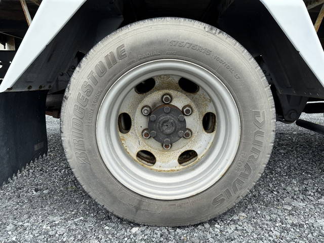 いすゞエルフ幌ウイング小型（2t・3t）[写真12]