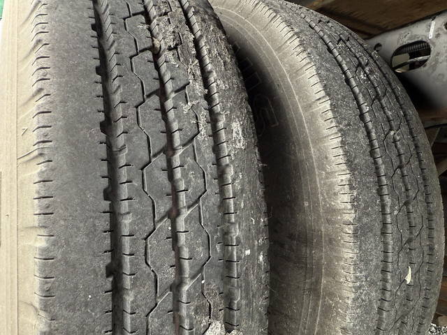 いすゞエルフ幌ウイング小型（2t・3t）[写真13]