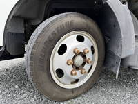 いすゞエルフ幌ウイング小型（2t・3t）[写真15]