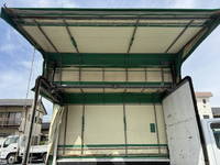 いすゞエルフ幌ウイング小型（2t・3t）[写真35]