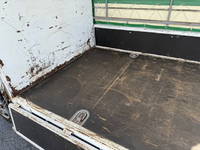 いすゞエルフ幌ウイング小型（2t・3t）[写真38]