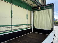 いすゞエルフ幌ウイング小型（2t・3t）[写真40]