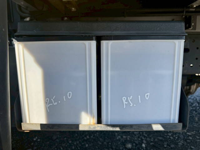 いすゞエルフ冷凍車（冷蔵車）小型（2t・3t）[写真22]