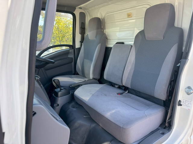 いすゞエルフ冷凍車（冷蔵車）小型（2t・3t）[写真29]