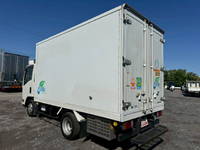 いすゞエルフ冷凍車（冷蔵車）小型（2t・3t）[写真05]