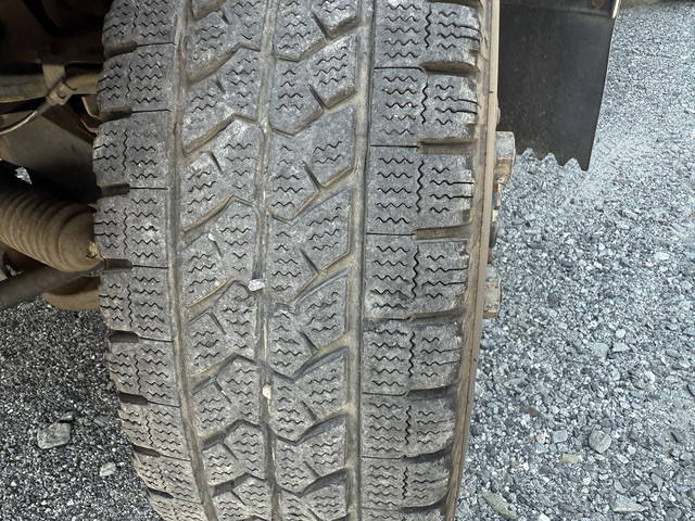 いすゞエルフ平ボディ小型（2t・3t）[写真25]