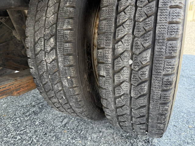 いすゞエルフ平ボディ小型（2t・3t）[写真26]