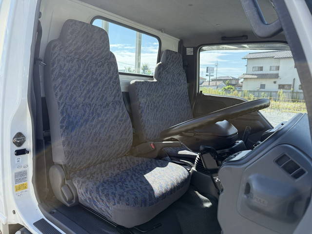 いすゞエルフ平ボディ小型（2t・3t）[写真30]