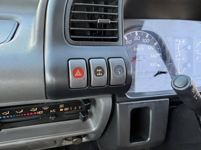 いすゞエルフ平ボディ小型（2t・3t）[写真34]