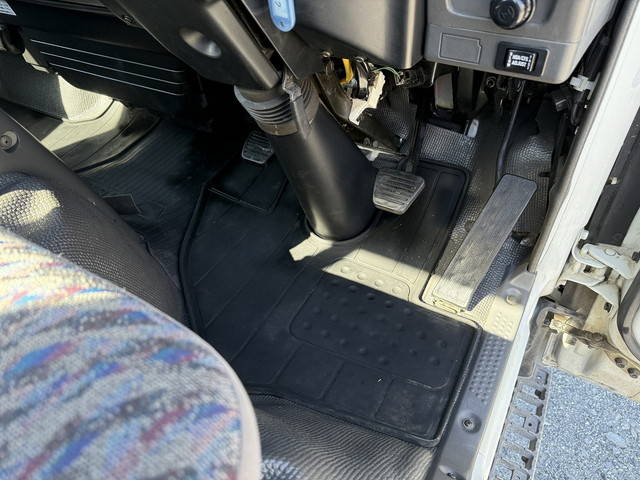 いすゞエルフ平ボディ小型（2t・3t）[写真37]