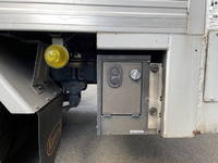 トヨタダイナアルミバン小型（2t・3t）[写真32]