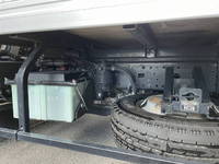 トヨタダイナアルミバン小型（2t・3t）[写真08]