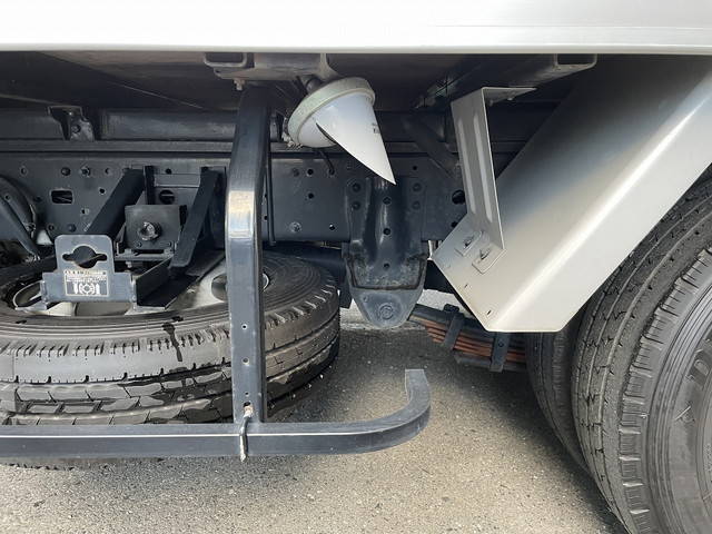 トヨタダイナアルミバン小型（2t・3t）[写真08]