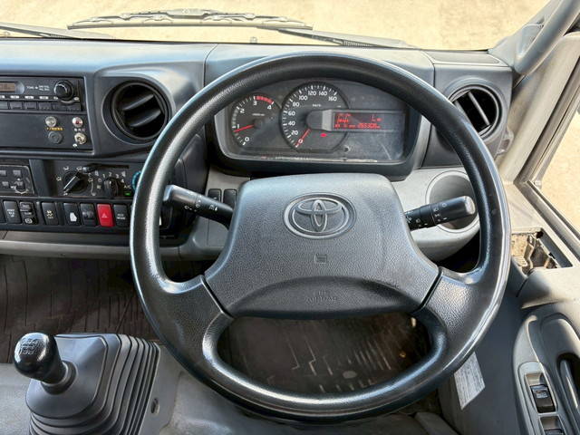 トヨタトヨエース冷凍車（冷蔵車）小型（2t・3t）[写真09]