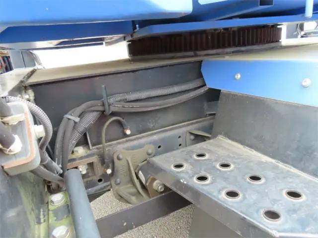 いすゞエルフ高所作業車小型（2t・3t）[写真33]