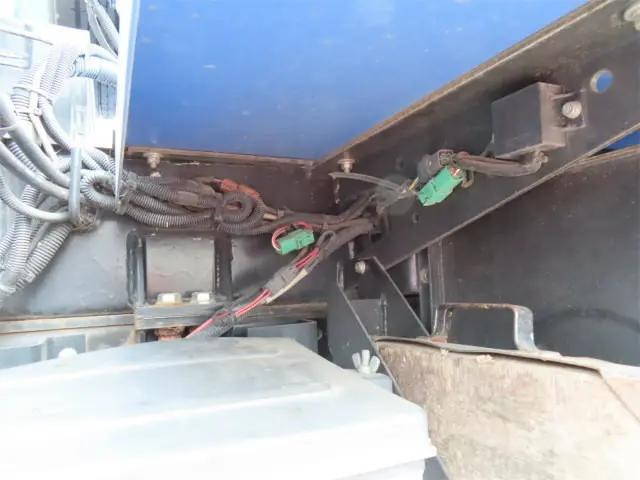 いすゞエルフ高所作業車小型（2t・3t）[写真35]