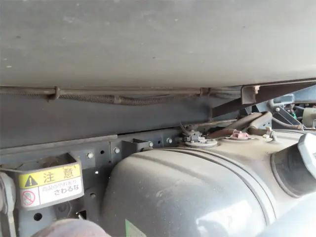 いすゞエルフ高所作業車小型（2t・3t）[写真38]