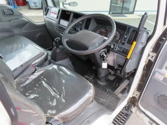 いすゞエルフ高所作業車小型（2t・3t）[写真08]