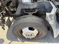 三菱ふそうキャンター冷凍車（冷蔵車）小型（2t・3t）[写真40]