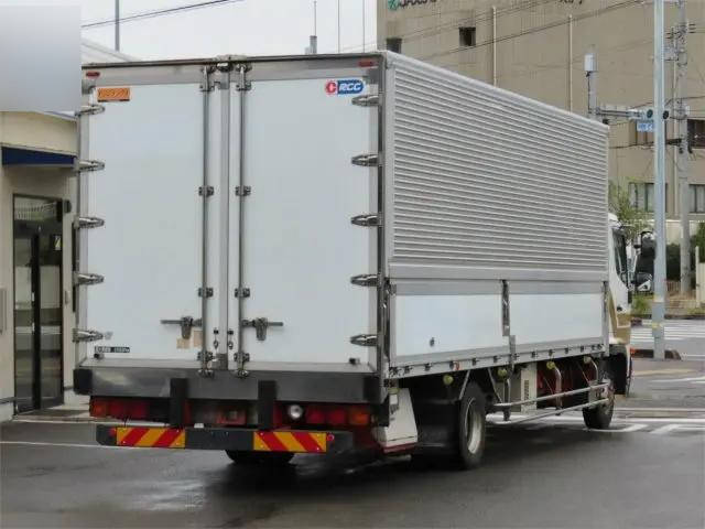 日野レンジャー冷蔵冷凍ウイング中型（4t）[写真02]