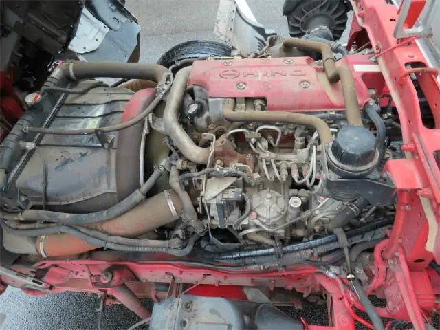 日野レンジャー冷蔵冷凍ウイング中型（4t）[写真05]