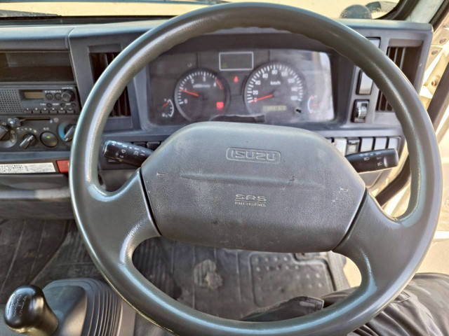 いすゞエルフダンプ小型（2t・3t）[写真09]