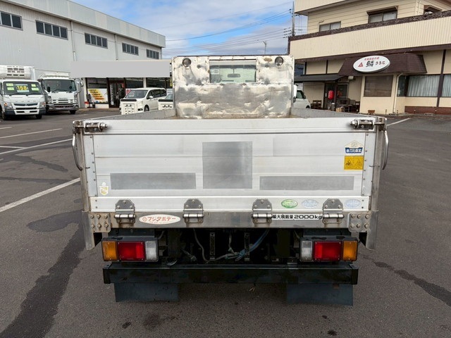 いすゞエルフアルミブロック小型（2t・3t）[写真11]