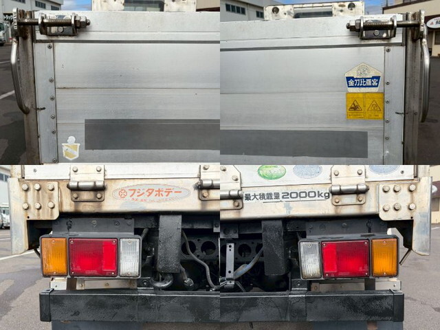 いすゞエルフアルミブロック小型（2t・3t）[写真12]