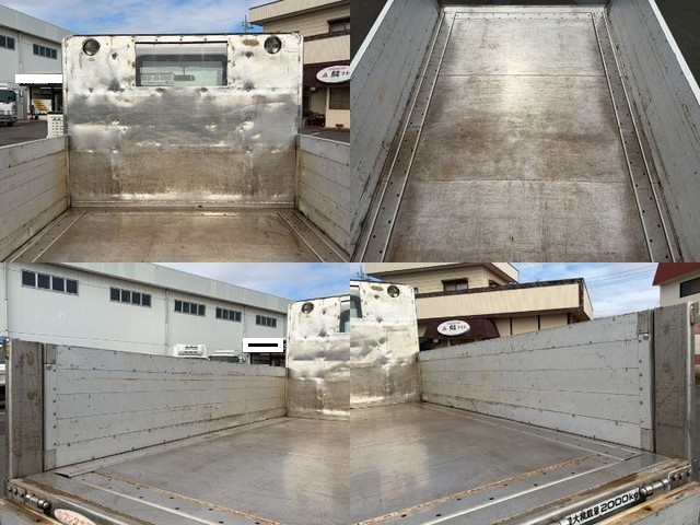 いすゞエルフアルミブロック小型（2t・3t）[写真13]