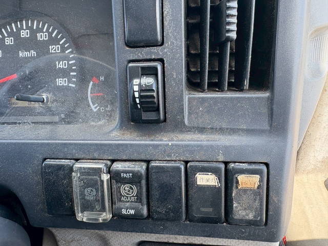 いすゞエルフアルミブロック小型（2t・3t）[写真14]