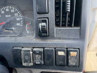 いすゞエルフアルミブロック小型（2t・3t）[写真15]