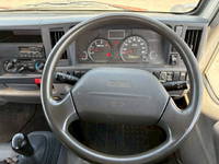 いすゞエルフアルミブロック小型（2t・3t）[写真22]