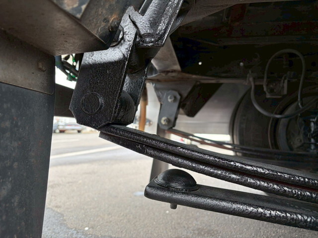 いすゞエルフアルミブロック小型（2t・3t）[写真23]