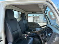 いすゞエルフアルミブロック小型（2t・3t）[写真24]