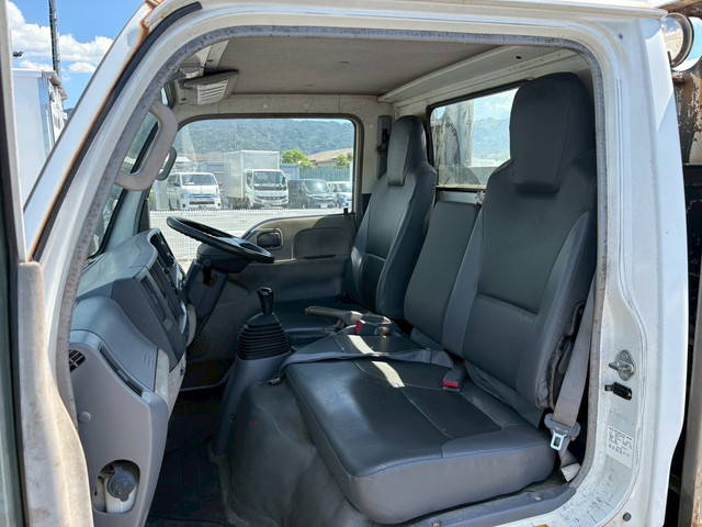 いすゞエルフアルミブロック小型（2t・3t）[写真25]