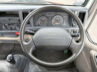 いすゞエルフアルミブロック小型（2t・3t）[写真29]