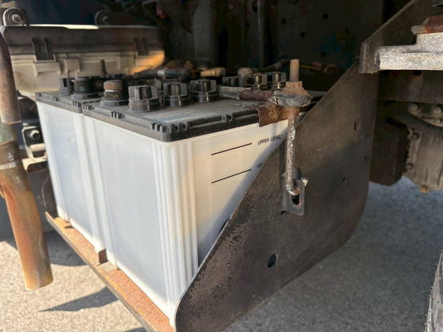 いすゞエルフアルミブロック小型（2t・3t）[写真35]