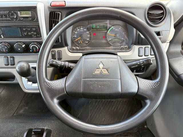 三菱ふそうキャンター冷凍車（冷蔵車）小型（2t・3t）[写真14]