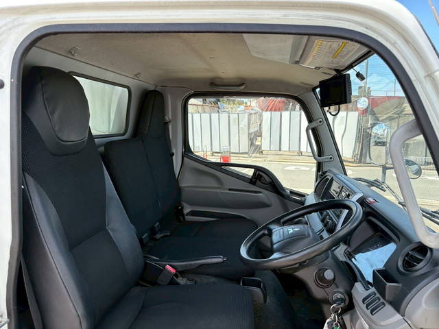 三菱ふそうキャンター冷凍車（冷蔵車）小型（2t・3t）[写真16]