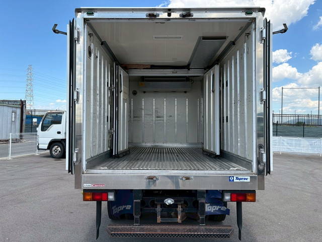 三菱ふそうキャンター冷凍車（冷蔵車）小型（2t・3t）[写真21]