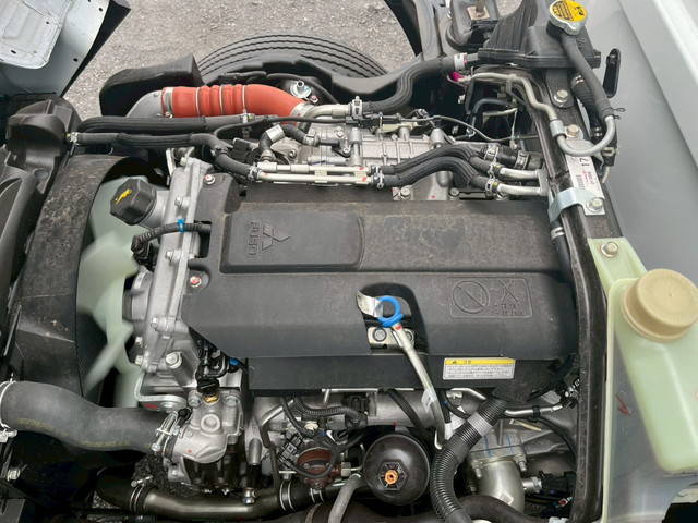 三菱ふそうキャンターダンプ小型（2t・3t）[写真11]