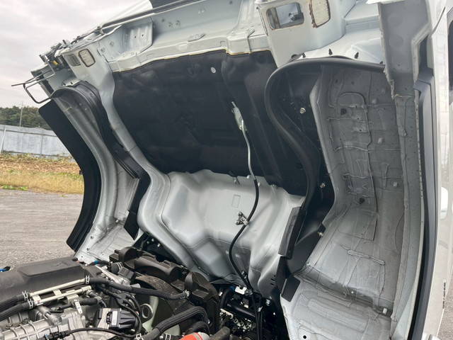 三菱ふそうキャンターダンプ小型（2t・3t）[写真12]