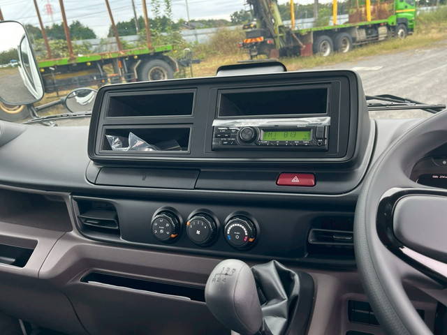 三菱ふそうキャンターダンプ小型（2t・3t）[写真13]