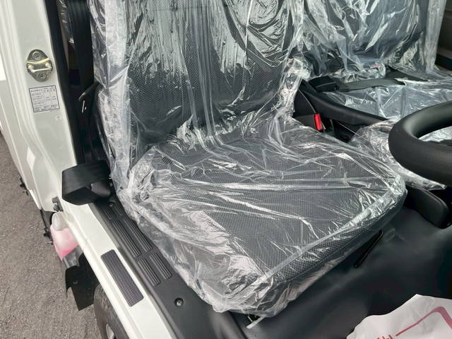 三菱ふそうキャンターダンプ小型（2t・3t）[写真17]